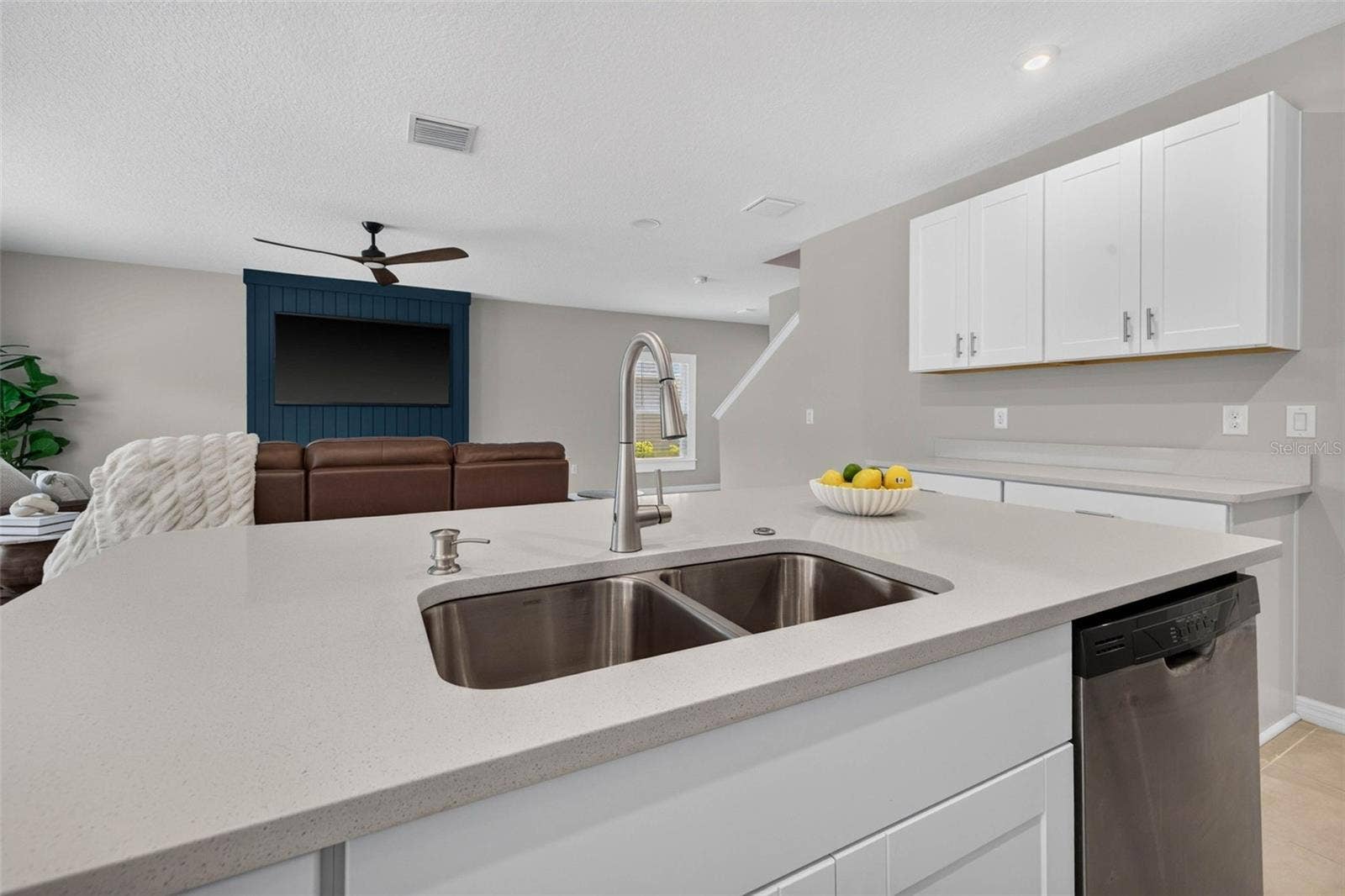 5951 MAIDENSTONE WAY, Palmetto, FL 34221 5951 MAIDENSTONE WAY, Palmetto, FL 34221