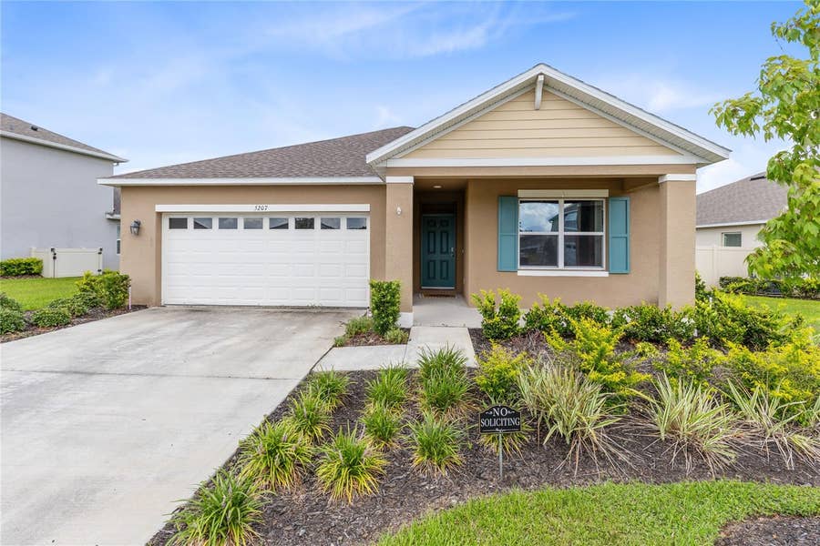 Property photo for 5207 MAHOGANY DRIVE, Mount Dora, FL