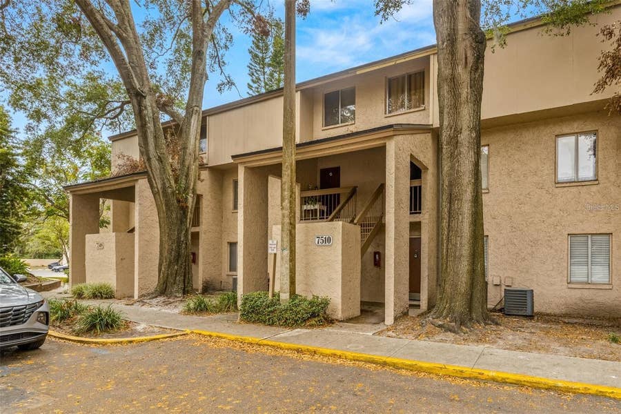 Property photo for 7510 PRESLEY PLACE, #98-A, Tampa, FL