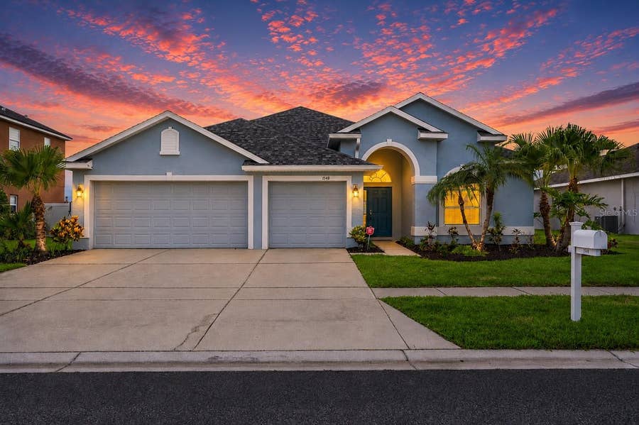 Property photo for 1548 MIRA LAGO CIRCLE, Ruskin, FL