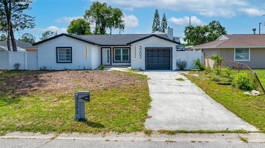 Property photo for Tampa, FL