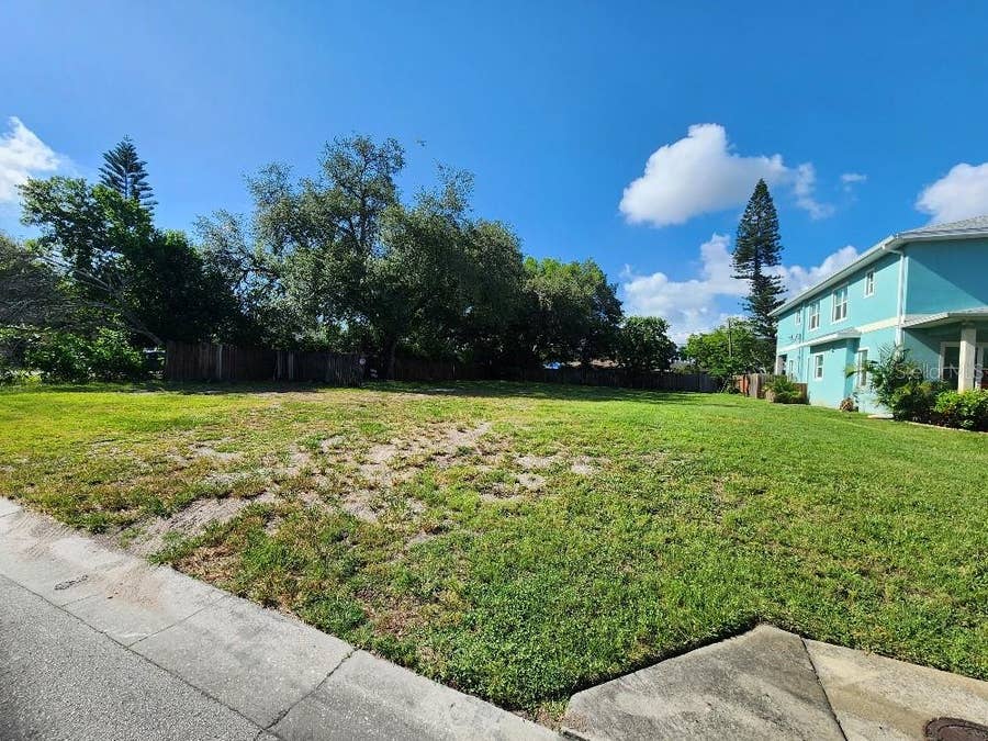 Property photo for 24TH AVENUE N, St Petersburg, FL