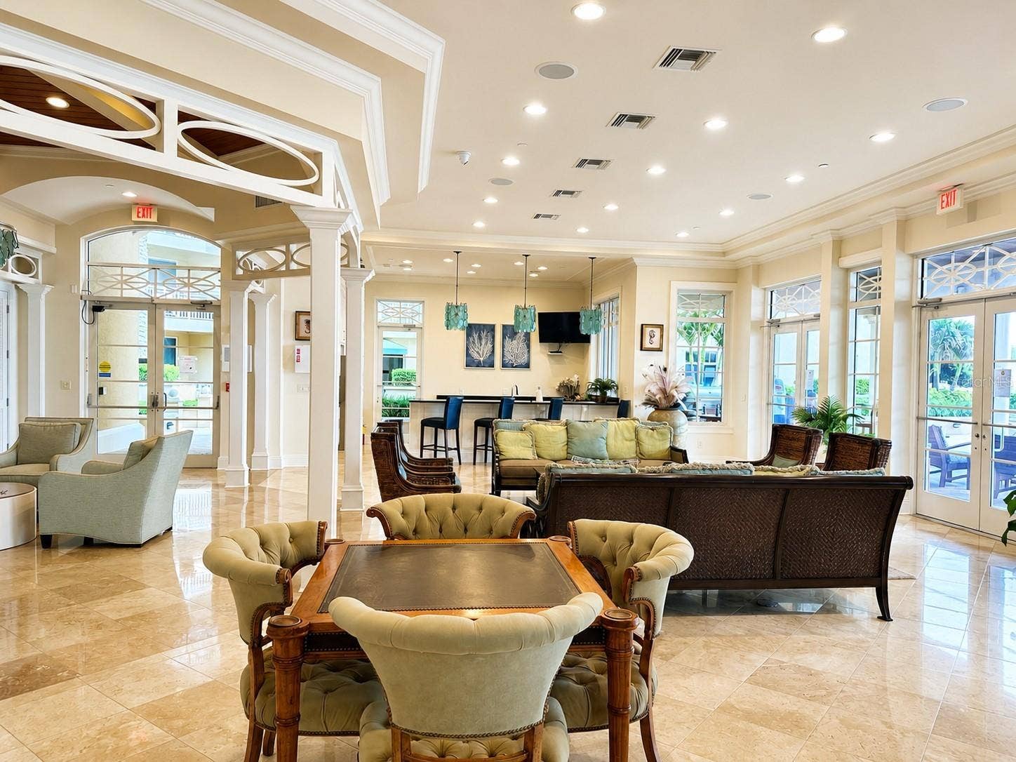 10 PAPAYA STREET, #901, Clearwater Beach, FL 33767