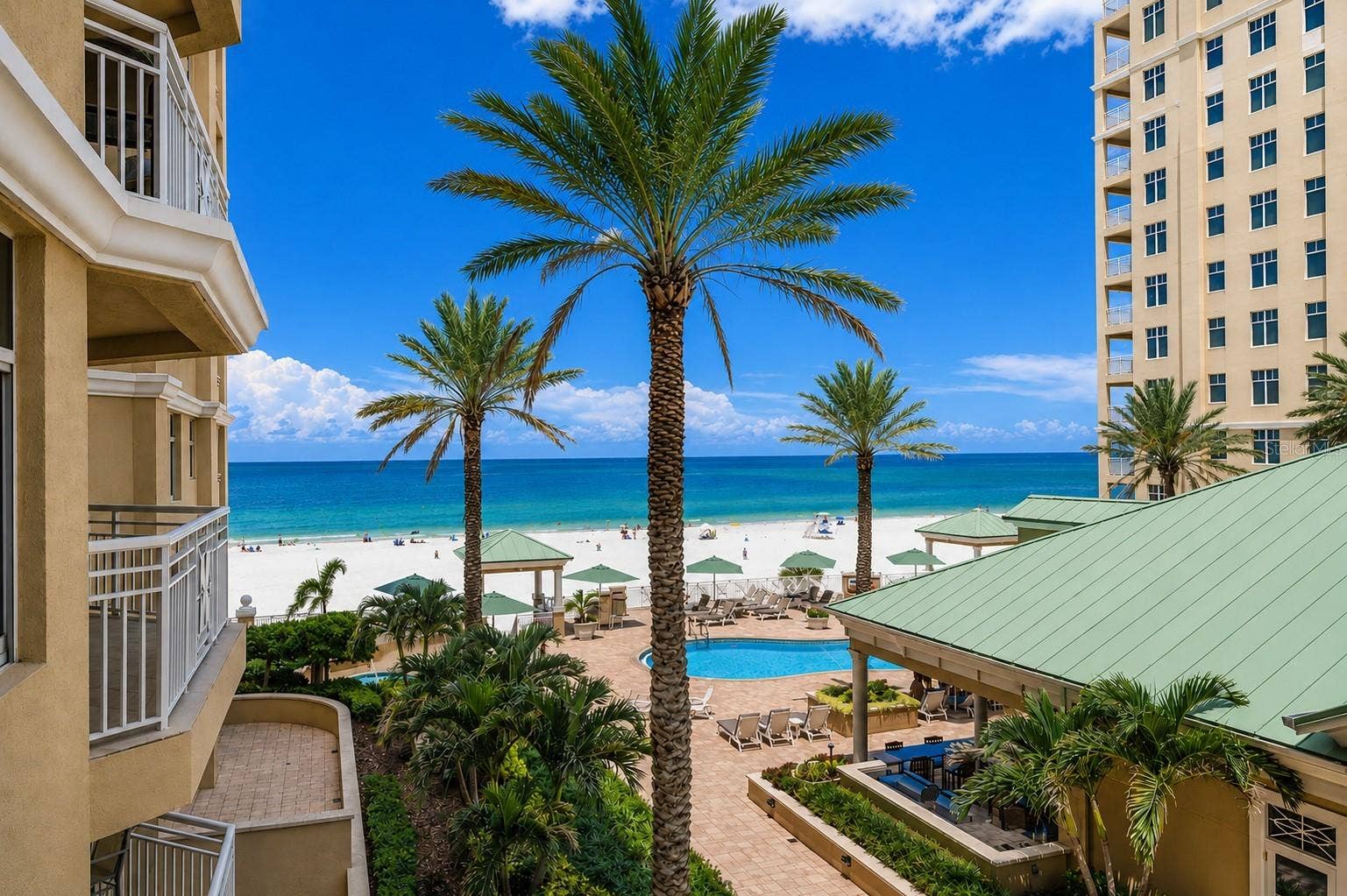 10 PAPAYA STREET, #901, Clearwater Beach, FL 33767