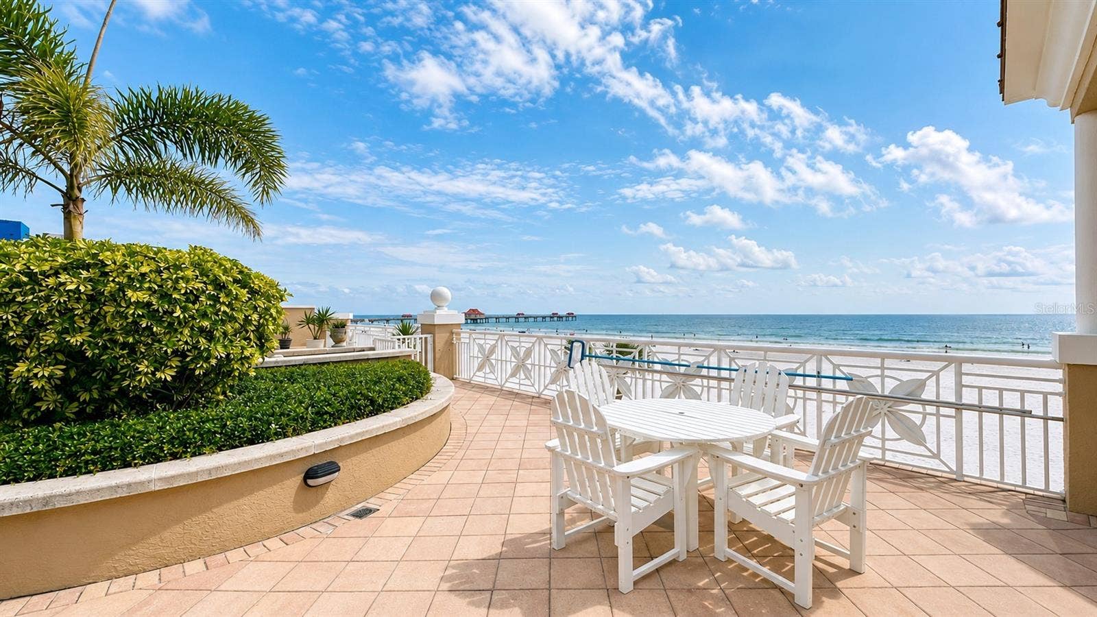 10 PAPAYA STREET, #901, Clearwater Beach, FL 33767