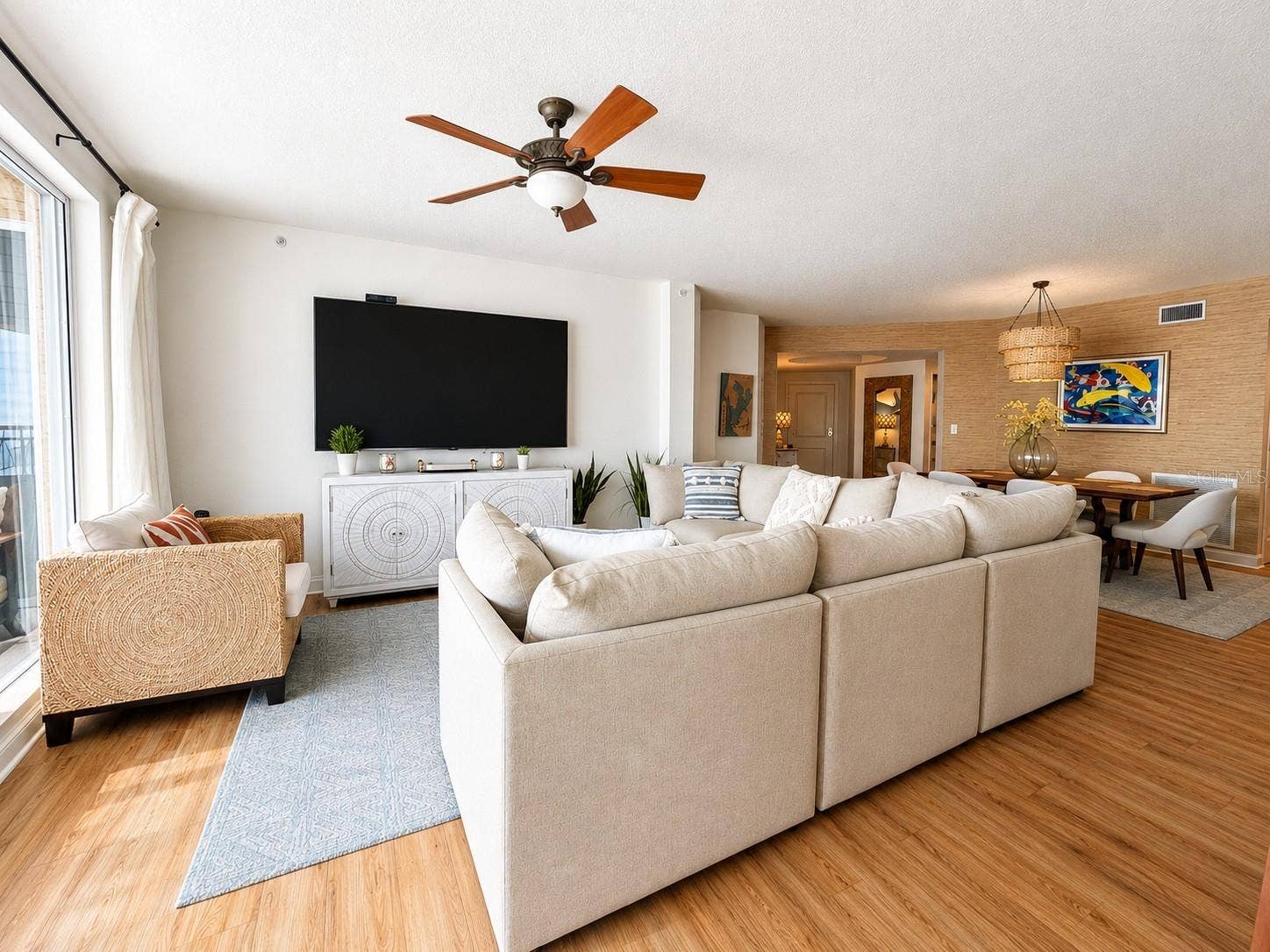 10 PAPAYA STREET, #901, Clearwater Beach, FL 33767