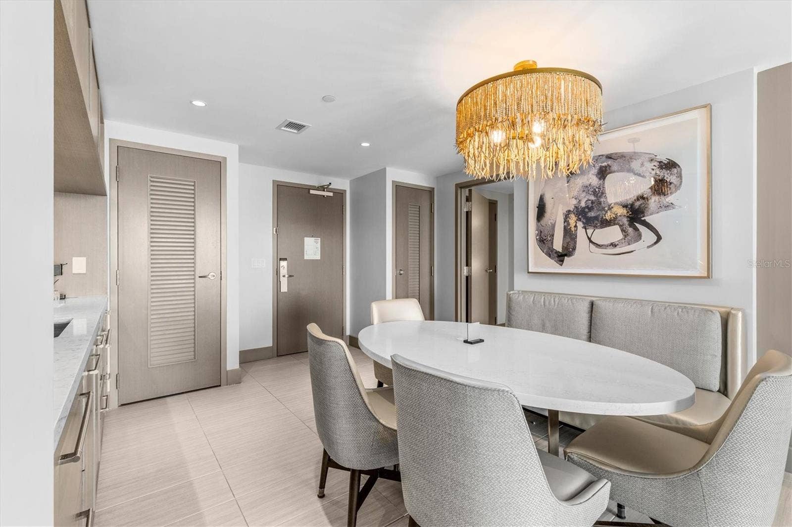 691 S GULFVIEW BOULEVARD, #815, Clearwater Beach, FL 33767 691 S GULFVIEW BOULEVARD, #815, Clearwater Beach, FL 33767