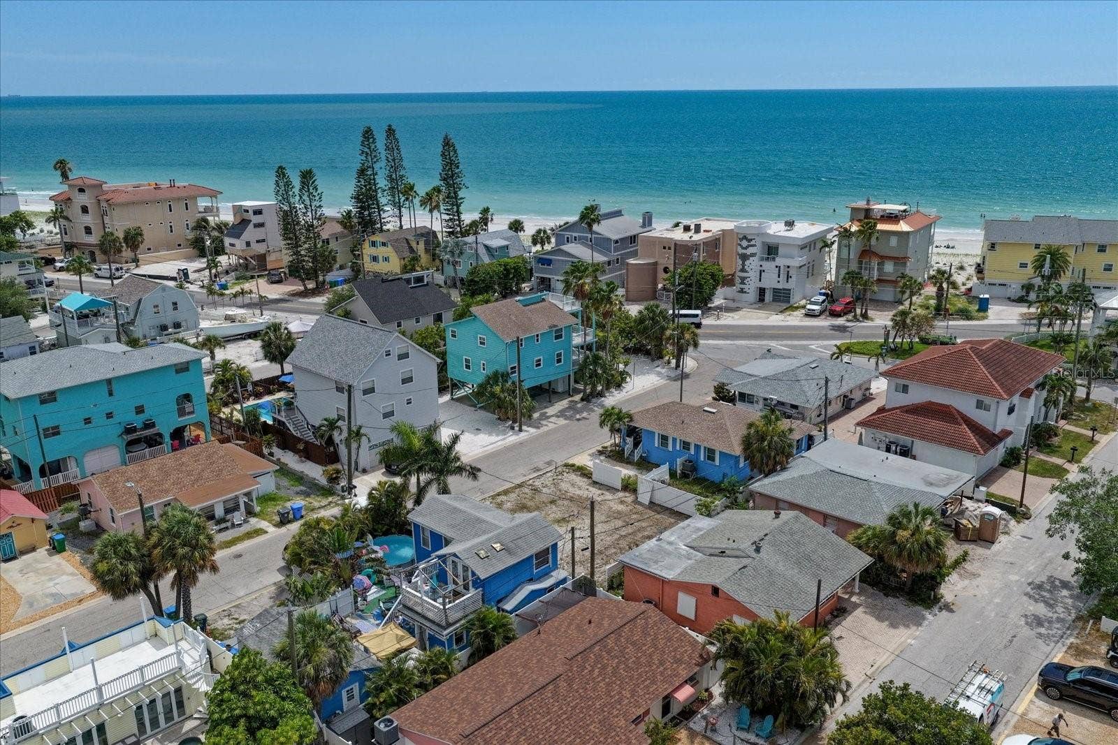 122 87TH AVENUE, Treasure Island, FL 33706