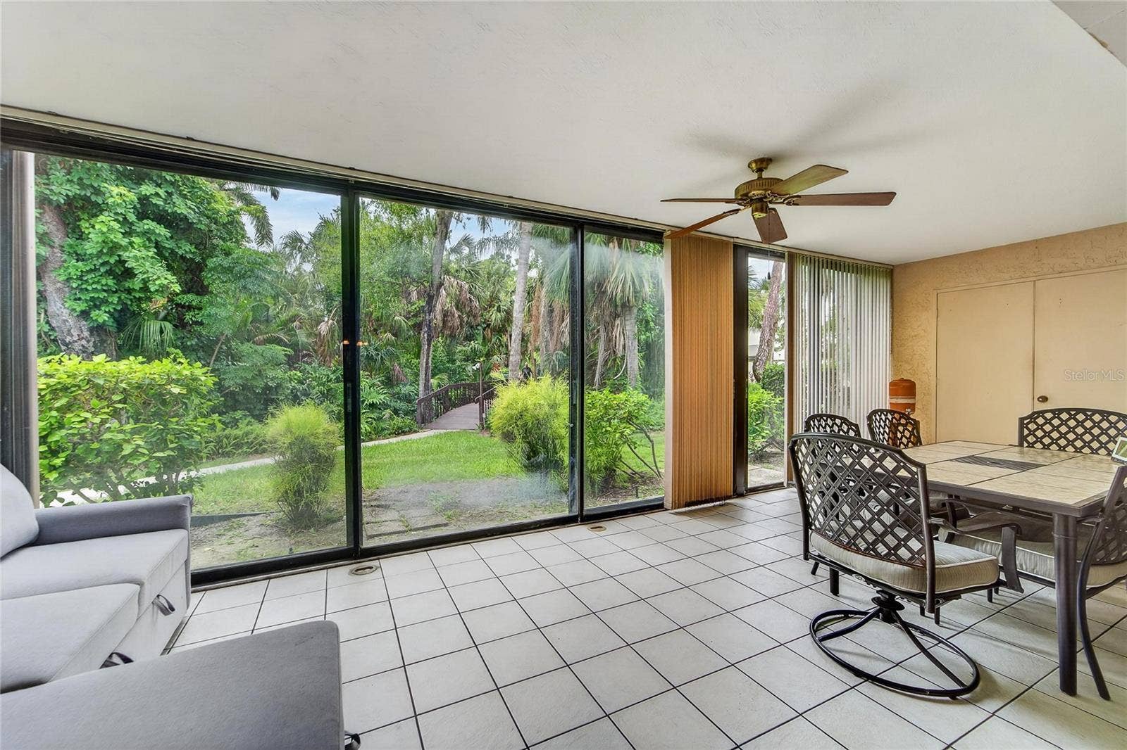 593 LAKESIDE DRIVE, #593, Bradenton, FL 34210 593 LAKESIDE DRIVE, #593, Bradenton, FL 34210