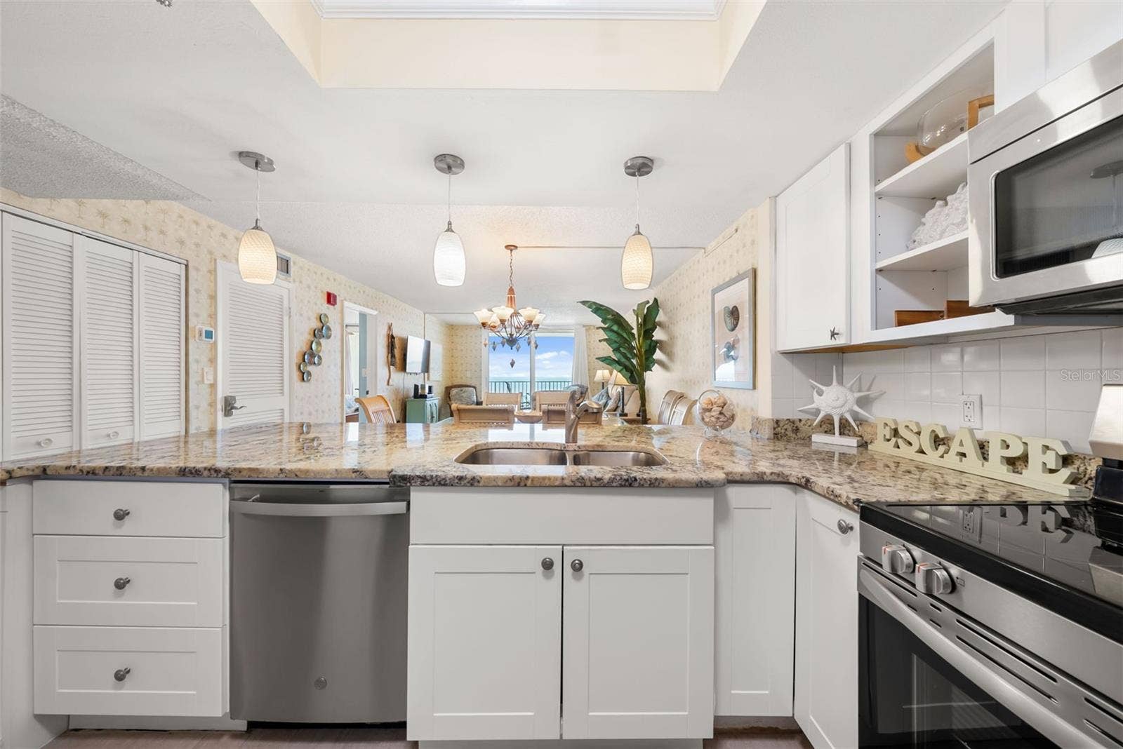 20002 GULF BOULEVARD, #2, Indian Shores, FL 33785 20002 GULF BOULEVARD, #2, Indian Shores, FL 33785