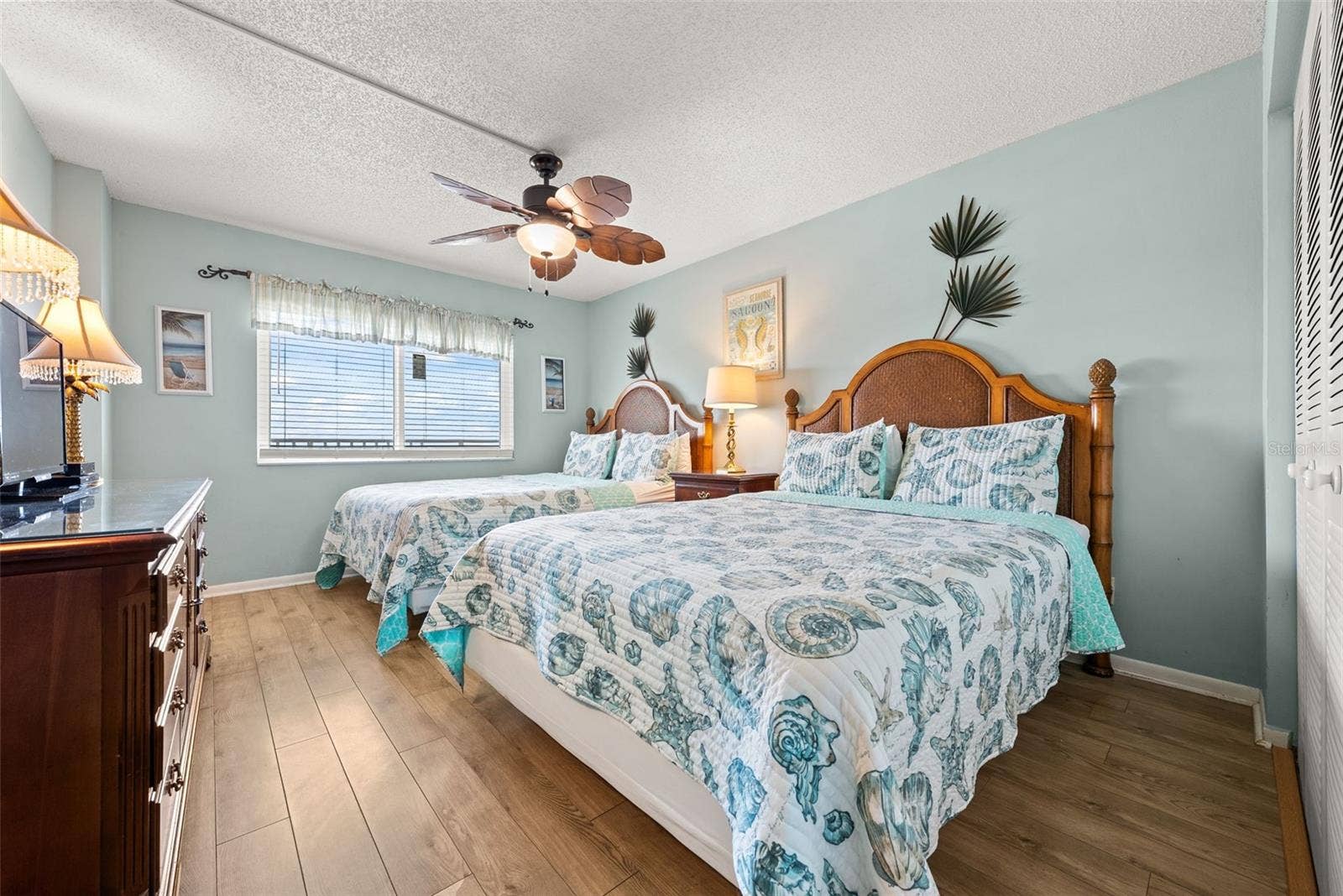 20002 GULF BOULEVARD, #2, Indian Shores, FL 33785 20002 GULF BOULEVARD, #2, Indian Shores, FL 33785