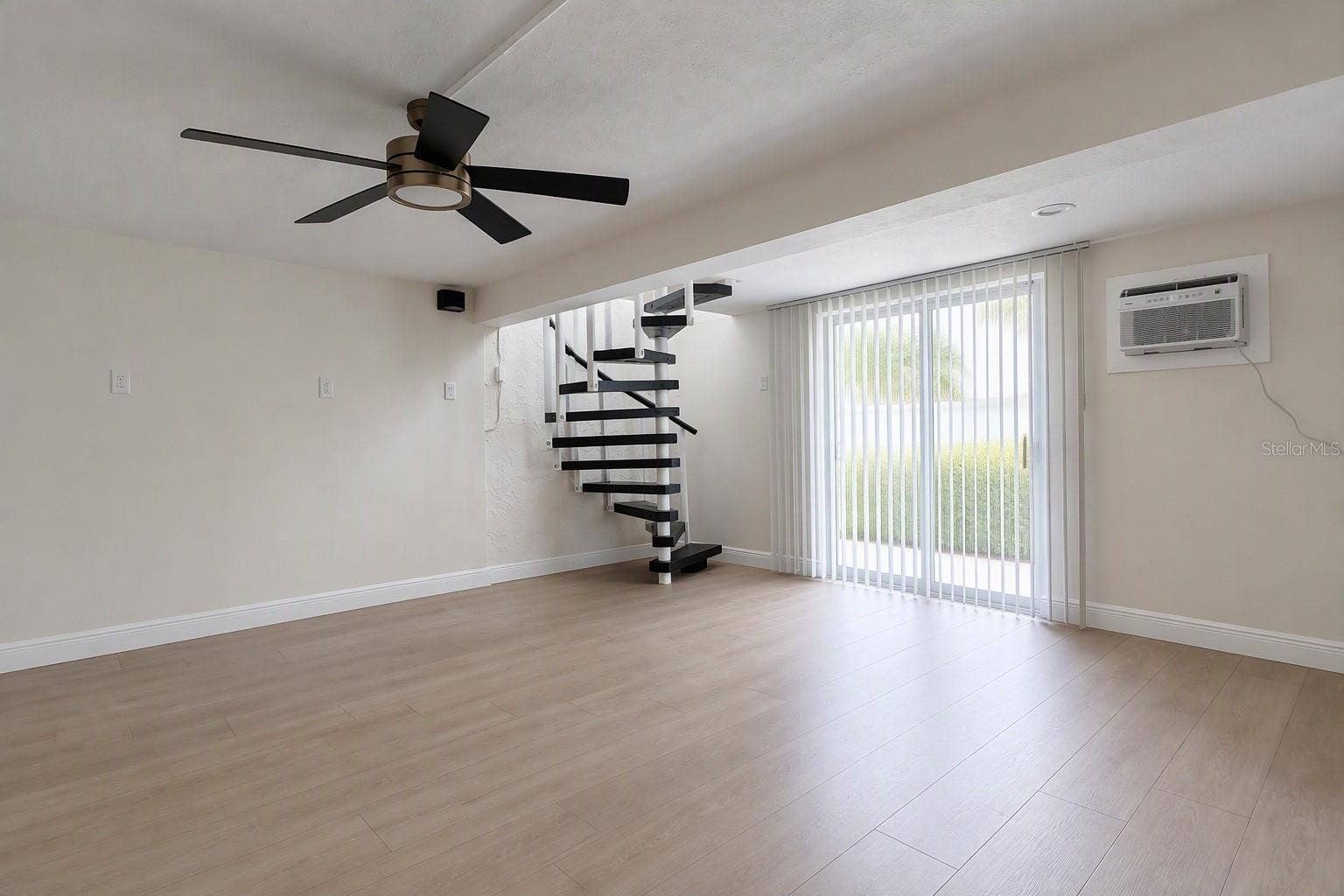 255 CAPRI CIRCLE N, #36, Treasure Island, FL 33706 255 CAPRI CIRCLE N, #36, Treasure Island, FL 33706