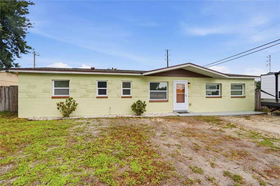 Property photo for 3991 14TH AVENUE SE, Largo, FL