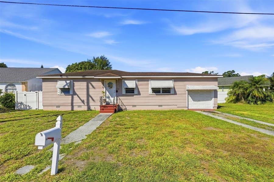 Property photo for 4570 HAINES ROAD N, St Petersburg, FL