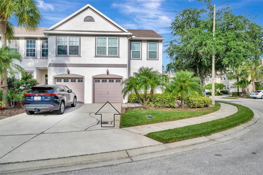 Property photo for 547 BLACK LION DRIVE NE, St Petersburg, FL