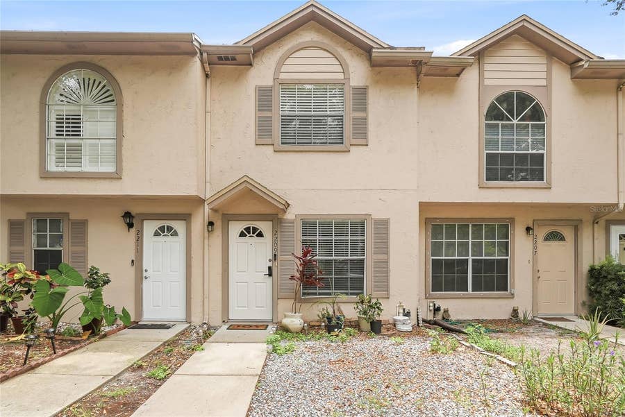 Property photo for 2209 FLETCHERS POINT CIRCLE, Tampa, FL