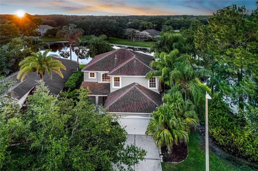 Property photo for 9907 BRIDGETON DRIVE, Tampa, FL