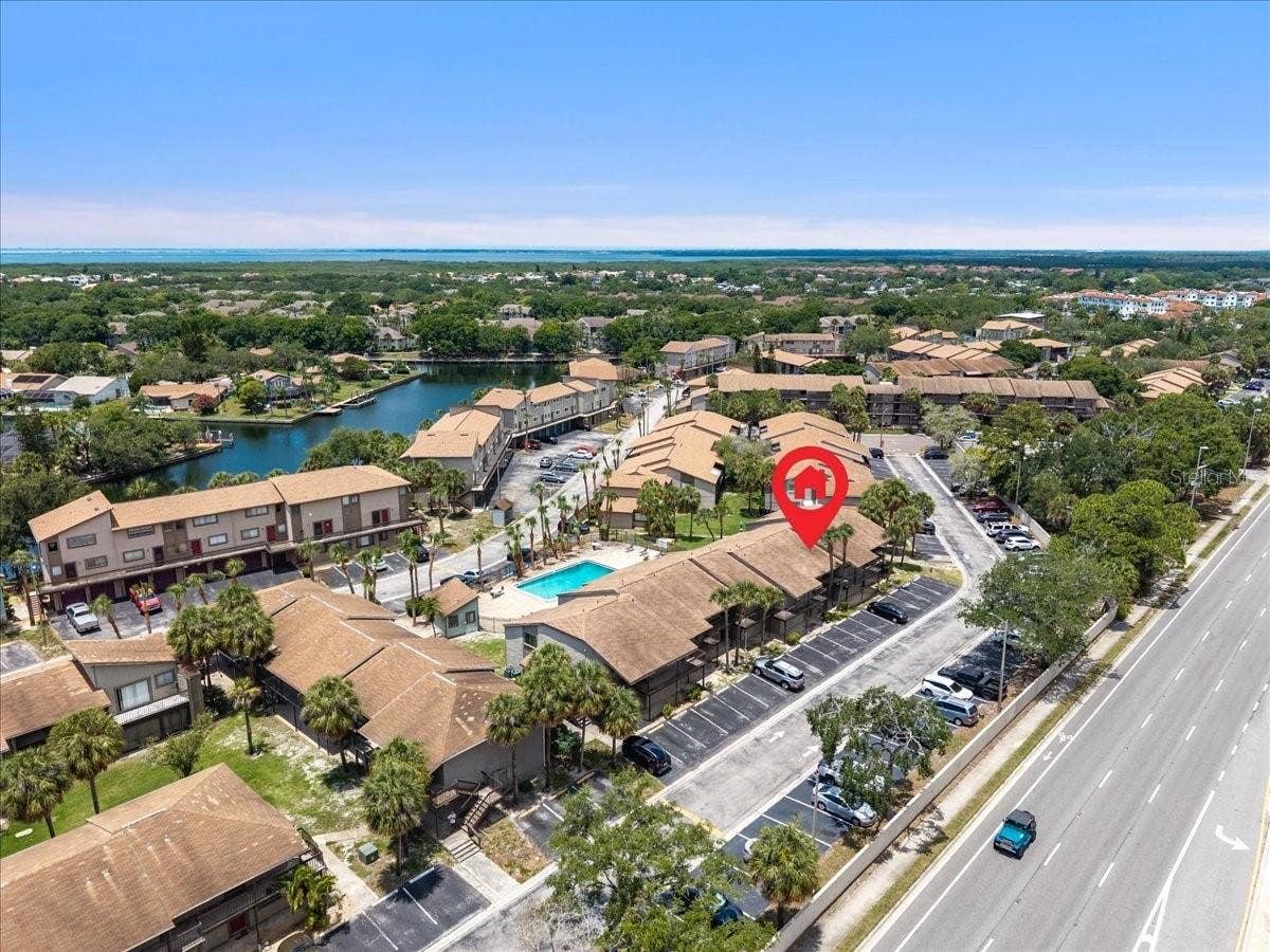 6332 NEWTOWN CIRCLE, #32B5, Tampa, FL 33615 6332 NEWTOWN CIRCLE, #32B5, Tampa, FL 33615