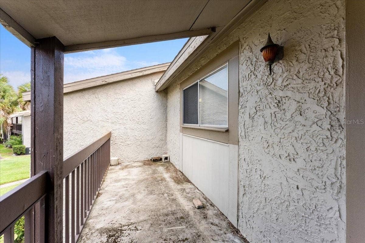 6332 NEWTOWN CIRCLE, #32B5, Tampa, FL 33615 6332 NEWTOWN CIRCLE, #32B5, Tampa, FL 33615