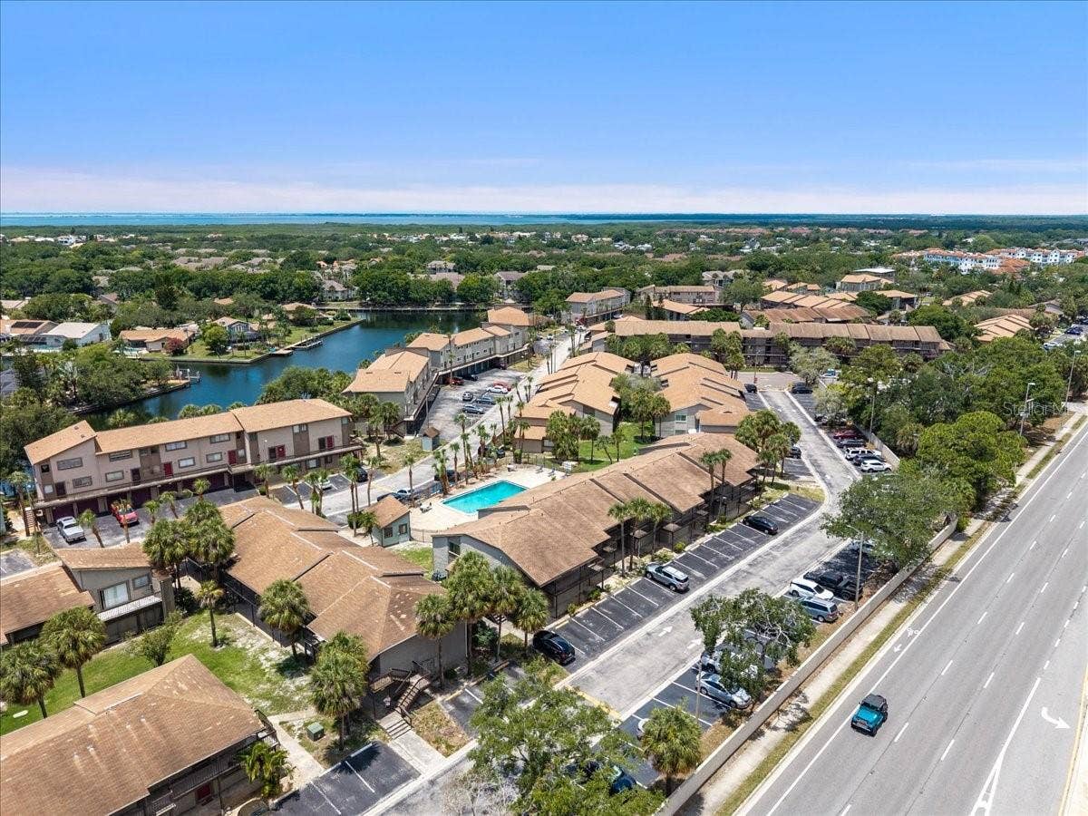 6332 NEWTOWN CIRCLE, #32B5, Tampa, FL 33615 6332 NEWTOWN CIRCLE, #32B5, Tampa, FL 33615