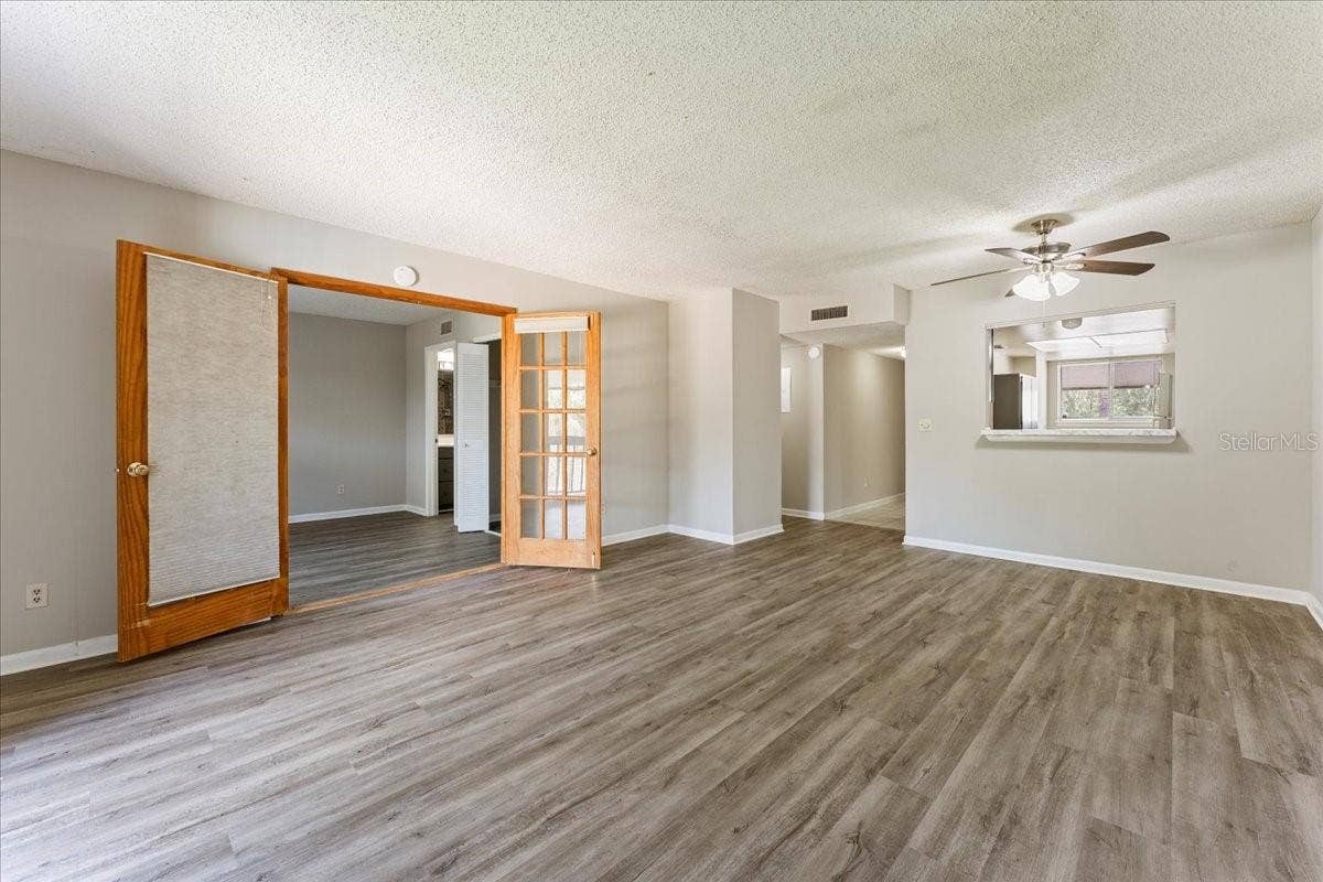 6332 NEWTOWN CIRCLE, #32B5, Tampa, FL 33615 6332 NEWTOWN CIRCLE, #32B5, Tampa, FL 33615