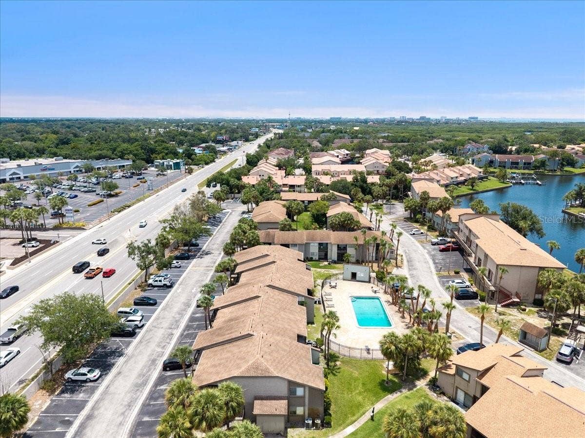 6332 NEWTOWN CIRCLE, #32B5, Tampa, FL 33615 6332 NEWTOWN CIRCLE, #32B5, Tampa, FL 33615