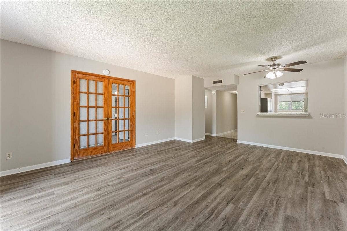 6332 NEWTOWN CIRCLE, #32B5, Tampa, FL 33615 6332 NEWTOWN CIRCLE, #32B5, Tampa, FL 33615