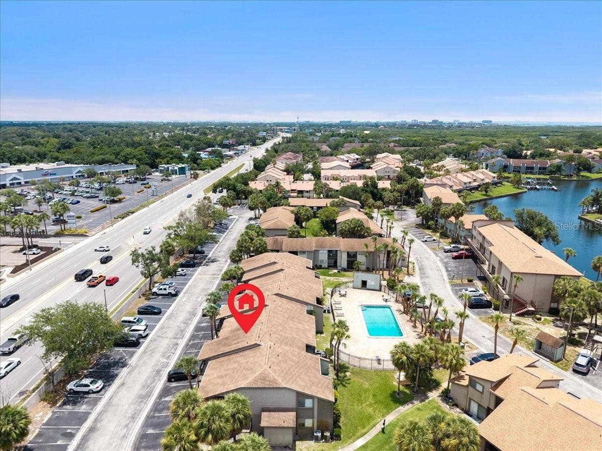 6332 NEWTOWN CIRCLE, #32B5, Tampa, FL 33615 6332 NEWTOWN CIRCLE, #32B5, Tampa, FL 33615
