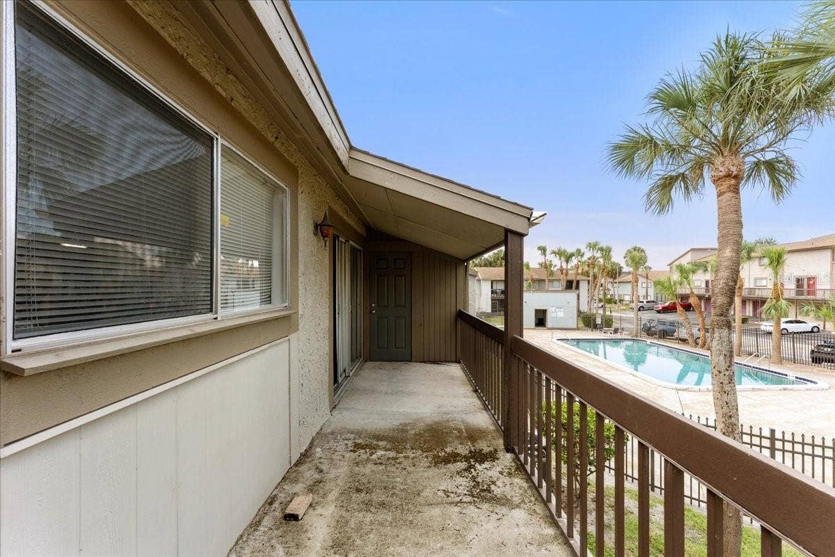 6332 NEWTOWN CIRCLE, #32B5, Tampa, FL 33615 6332 NEWTOWN CIRCLE, #32B5, Tampa, FL 33615