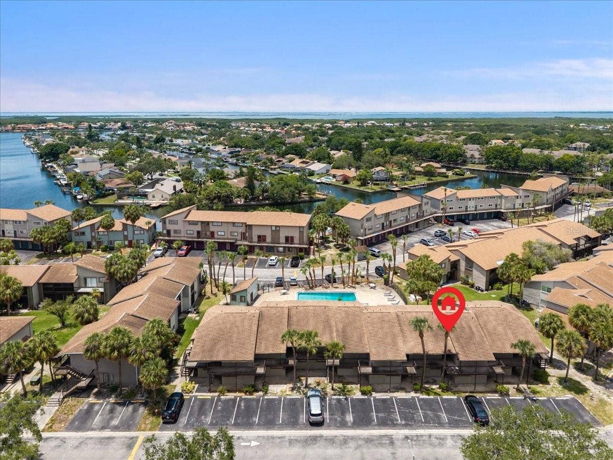 6332 NEWTOWN CIRCLE, #32B5, Tampa, FL 33615 6332 NEWTOWN CIRCLE, #32B5, Tampa, FL 33615
