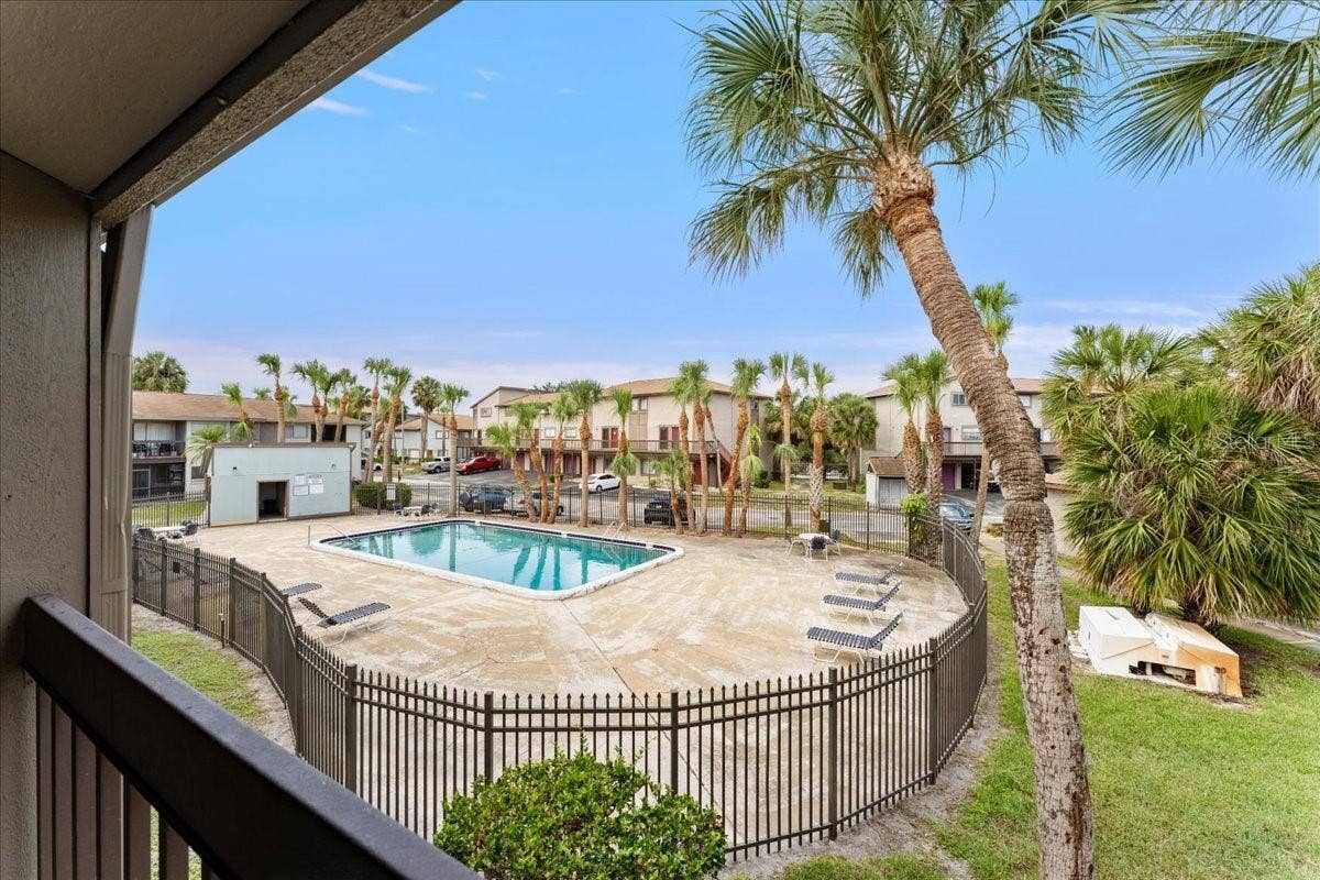 6332 NEWTOWN CIRCLE, #32B5, Tampa, FL 33615 6332 NEWTOWN CIRCLE, #32B5, Tampa, FL 33615