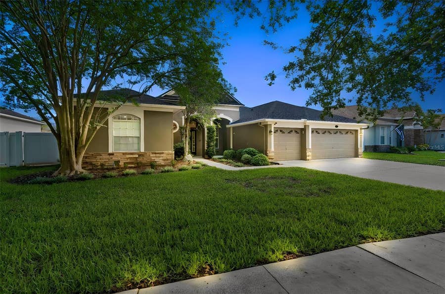 Property photo for 3820 MISTY LANDING DRIVE, Valrico, FL