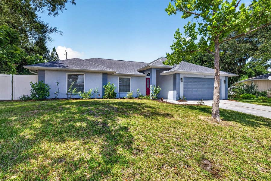 Property photo for 5002 BRANDEIS CIRCLE S, Sarasota, FL