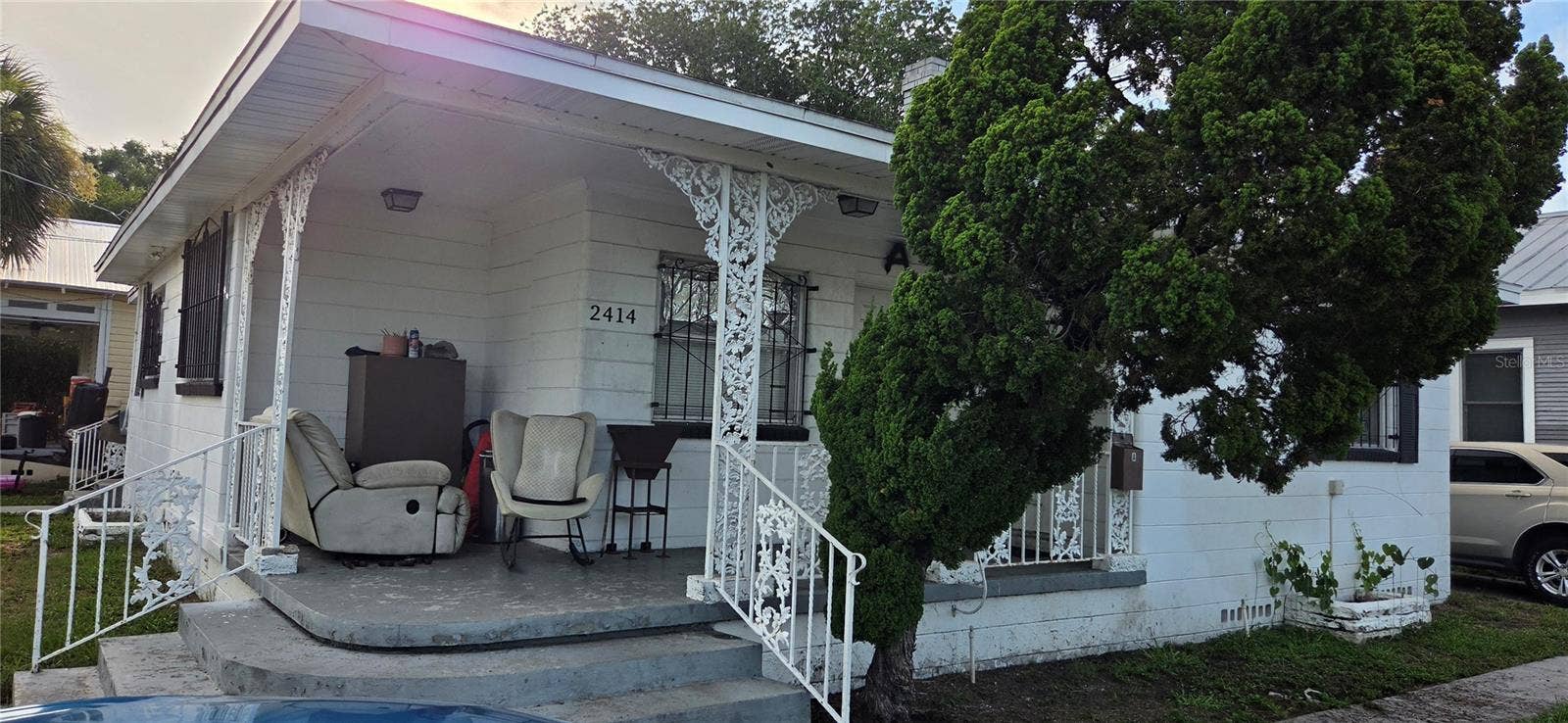 2414 E 8TH AVENUE, Tampa, FL 33605 2414 E 8TH AVENUE, Tampa, FL 33605