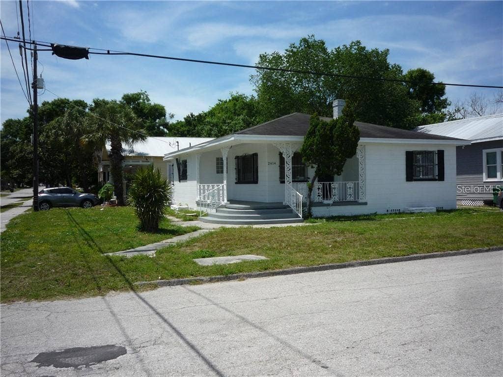 2414 E 8TH AVENUE, Tampa, FL 33605 2414 E 8TH AVENUE, Tampa, FL 33605
