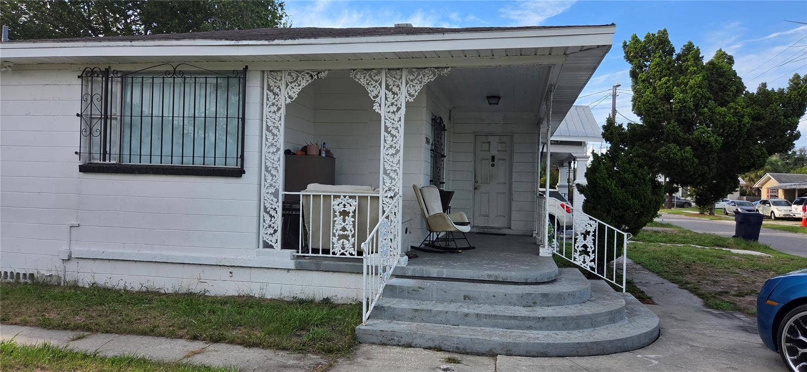 2414 E 8TH AVENUE, Tampa, FL 33605 2414 E 8TH AVENUE, Tampa, FL 33605
