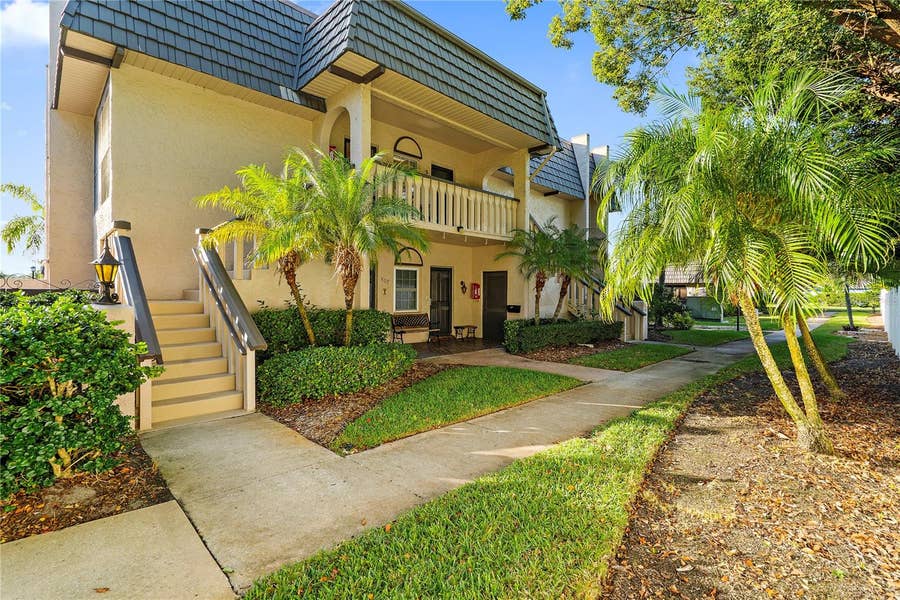 Property photo for 504 CORDOVA GREEN, Seminole, FL