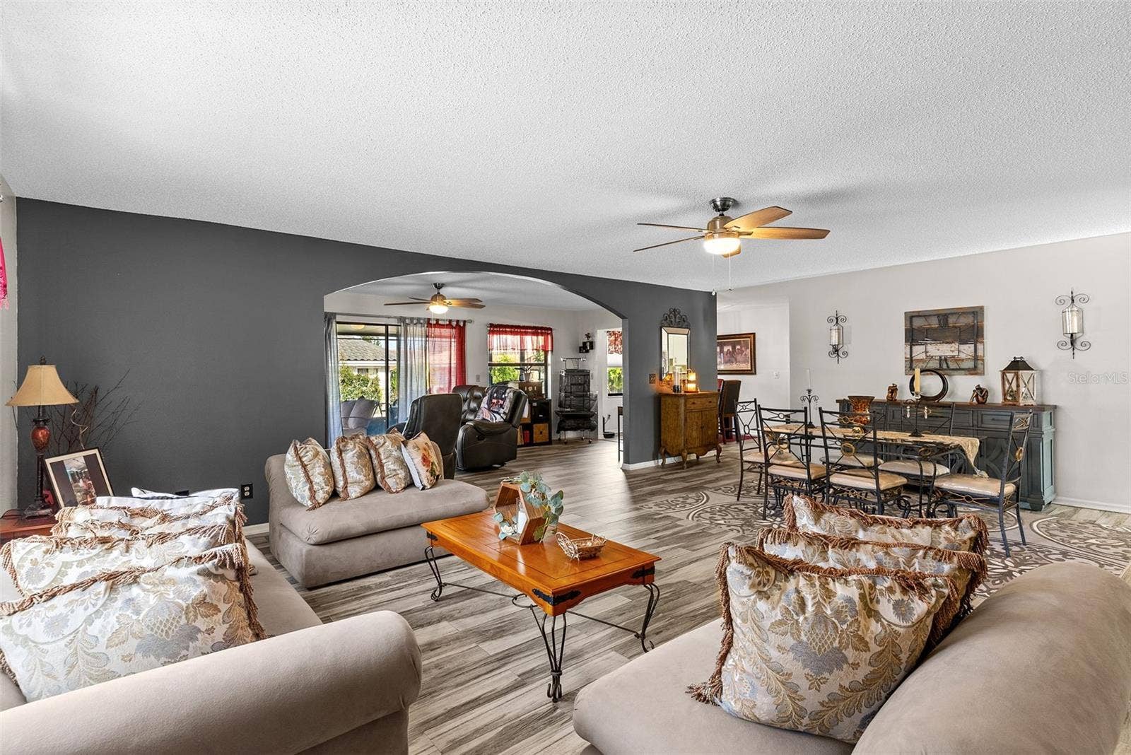 1816 GRANVILLE LANE, Sun City Center, FL 33573 1816 GRANVILLE LANE, Sun City Center, FL 33573