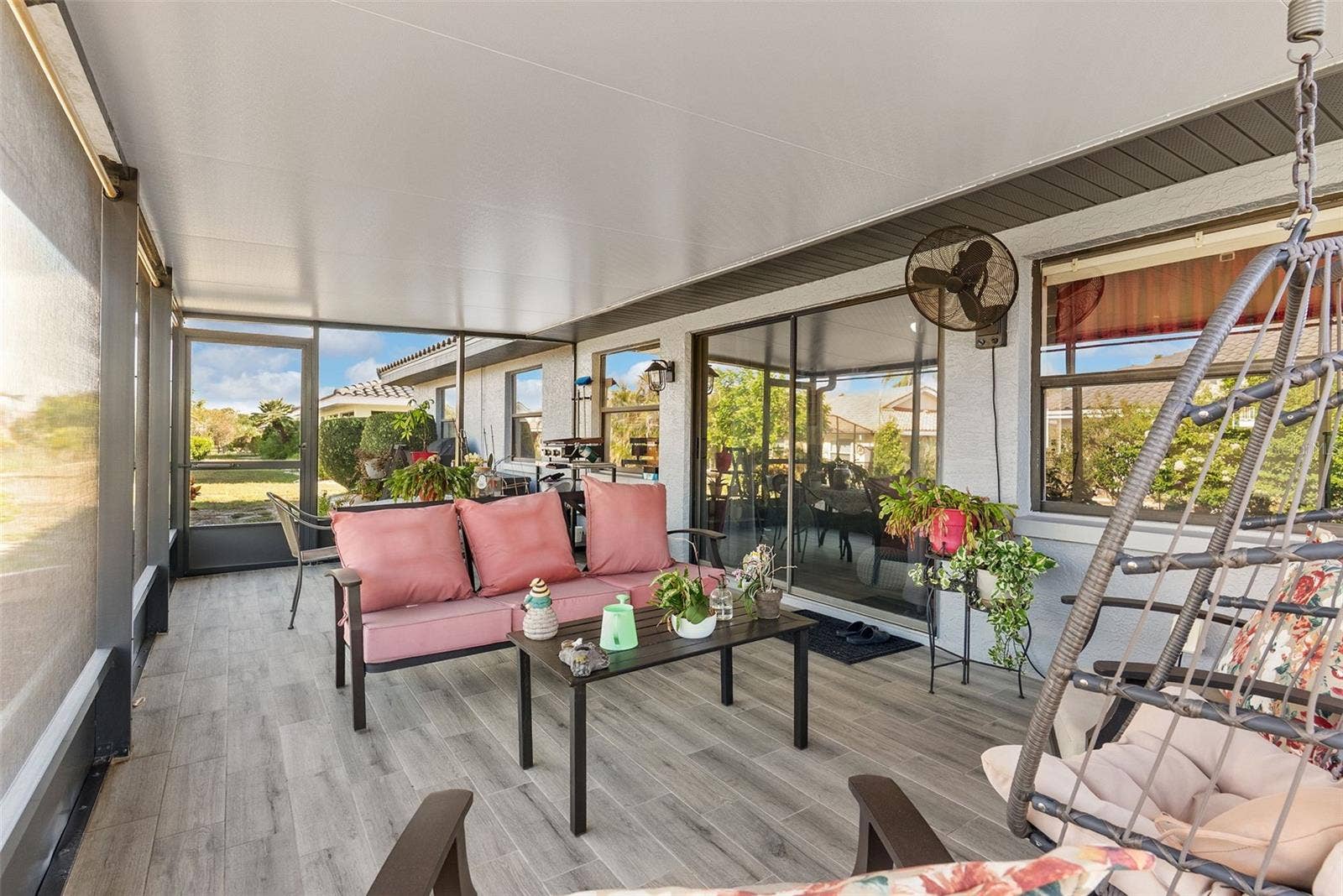 1816 GRANVILLE LANE, Sun City Center, FL 33573 screened covered lanai