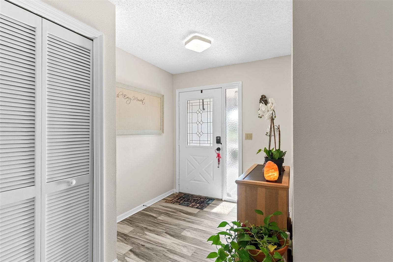 1816 GRANVILLE LANE, Sun City Center, FL 33573 Entryway