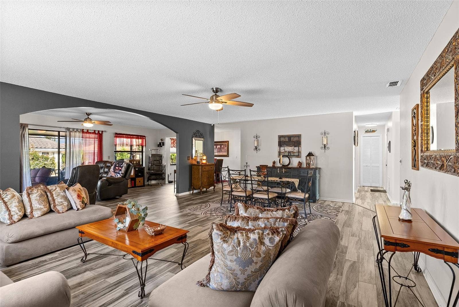 1816 GRANVILLE LANE, Sun City Center, FL 33573 1816 GRANVILLE LANE, Sun City Center, FL 33573