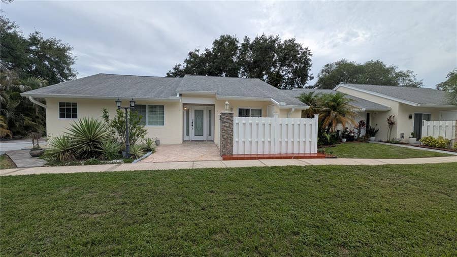 Property photo for 4000 POINCIANA COURT, Palm Harbor, FL