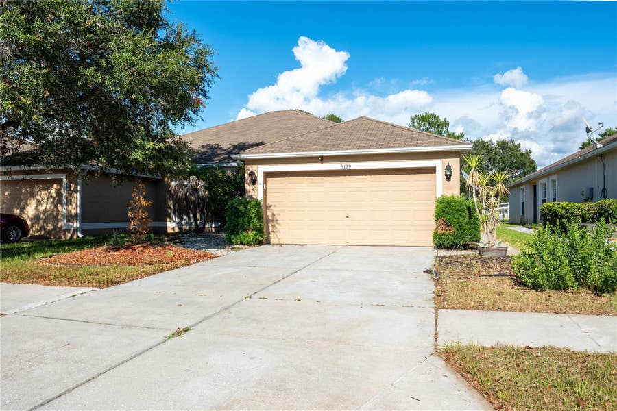 Property photo for 9139 SOUTHERN CHARM CIRCLE, Brooksville, FL