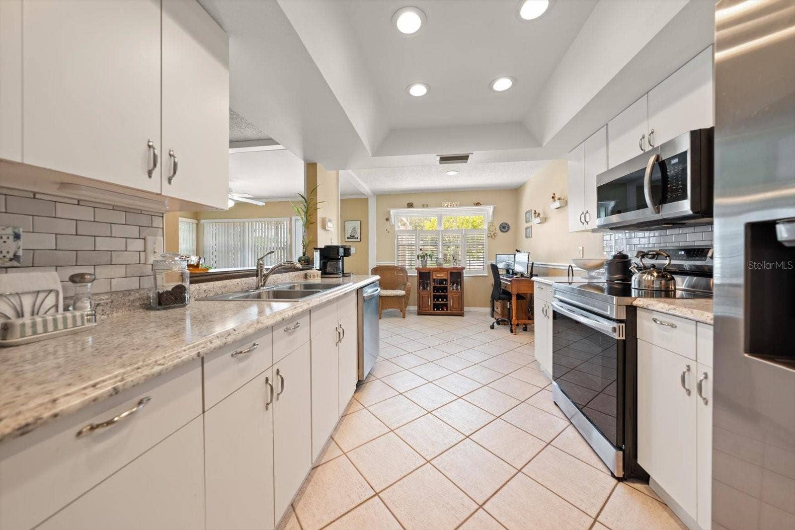 2211 PORTSIDE PASSAGE, Palm Harbor, FL 34685 2211 PORTSIDE PASSAGE, Palm Harbor, FL 34685