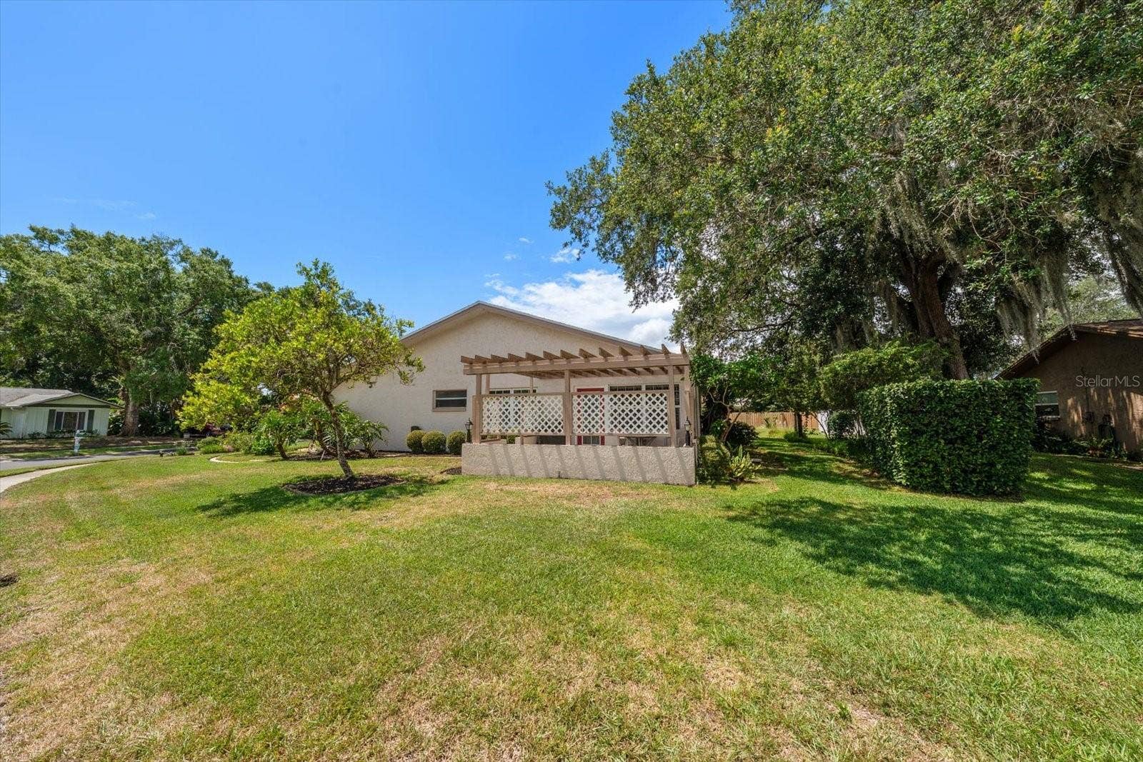 2211 PORTSIDE PASSAGE, Palm Harbor, FL 34685 2211 PORTSIDE PASSAGE, Palm Harbor, FL 34685