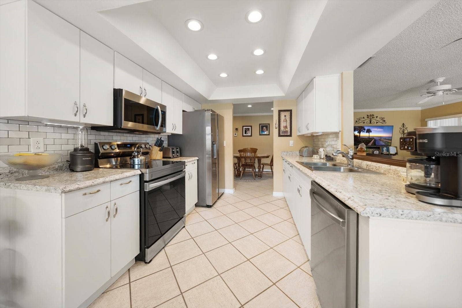 2211 PORTSIDE PASSAGE, Palm Harbor, FL 34685 2211 PORTSIDE PASSAGE, Palm Harbor, FL 34685