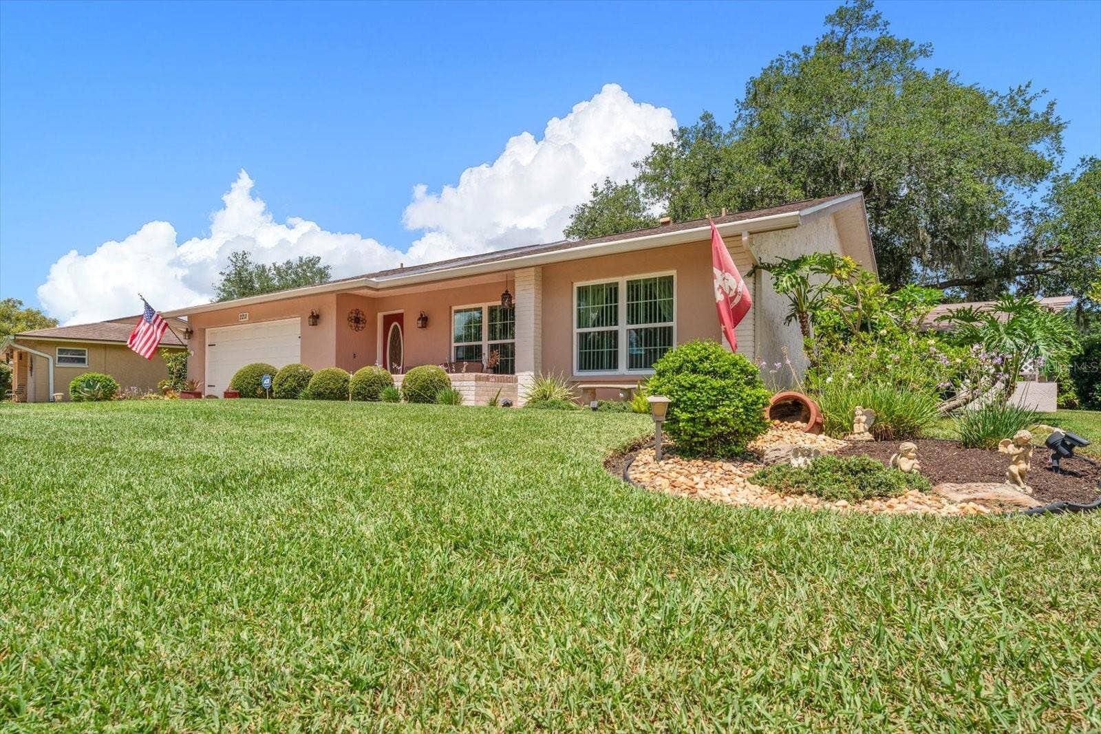2211 PORTSIDE PASSAGE, Palm Harbor, FL 34685 2211 PORTSIDE PASSAGE, Palm Harbor, FL 34685