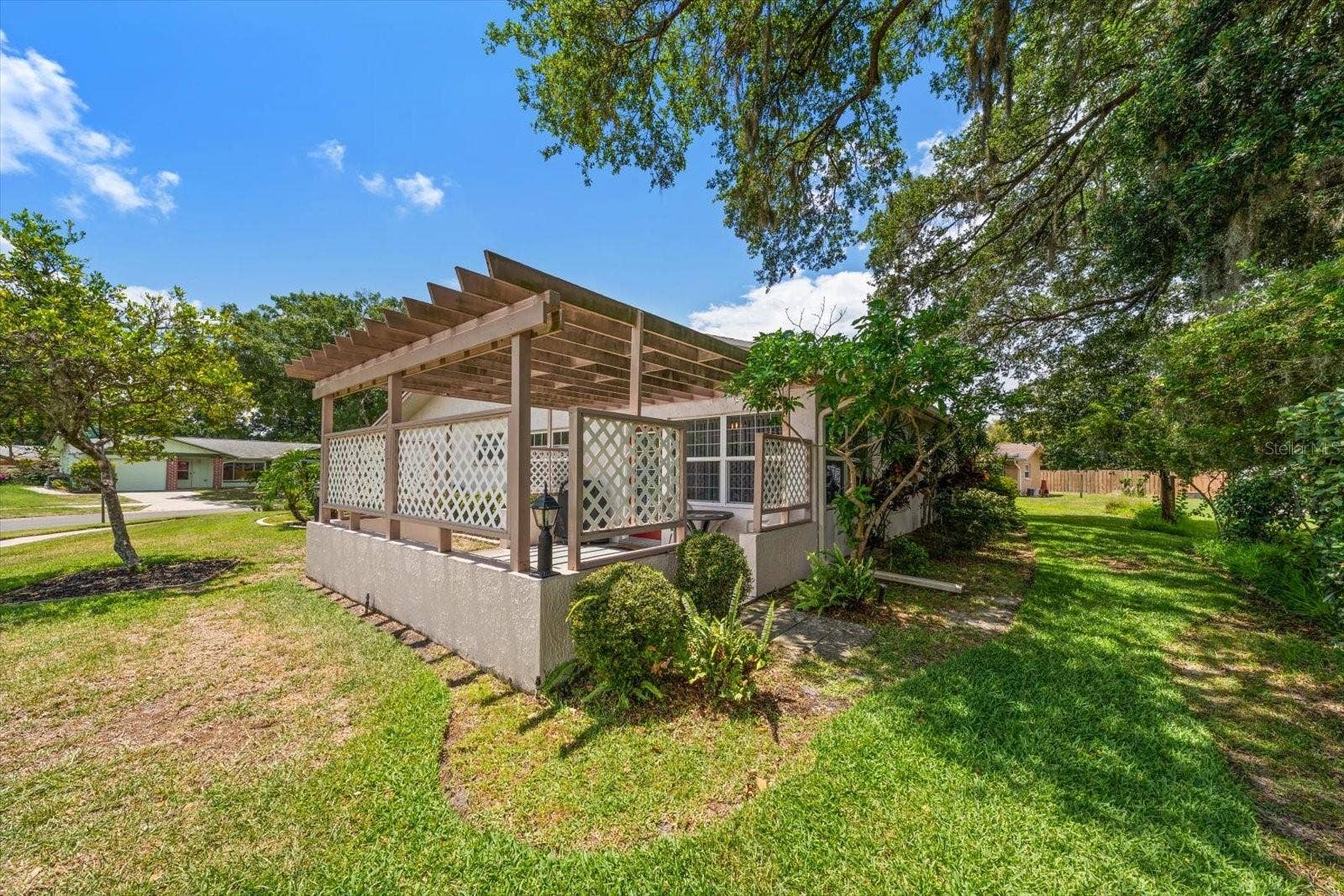 2211 PORTSIDE PASSAGE, Palm Harbor, FL 34685 2211 PORTSIDE PASSAGE, Palm Harbor, FL 34685