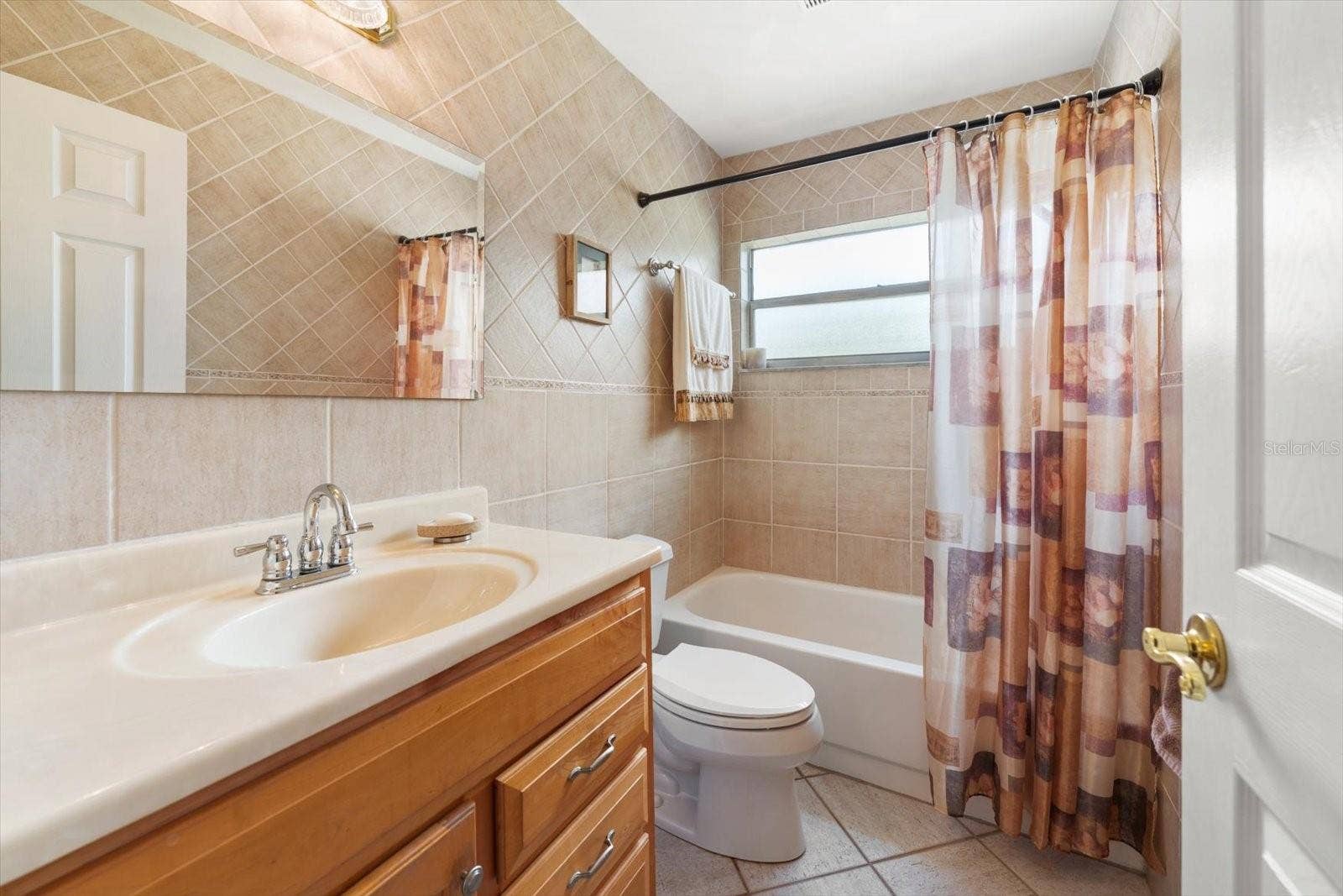 2211 PORTSIDE PASSAGE, Palm Harbor, FL 34685 2211 PORTSIDE PASSAGE, Palm Harbor, FL 34685