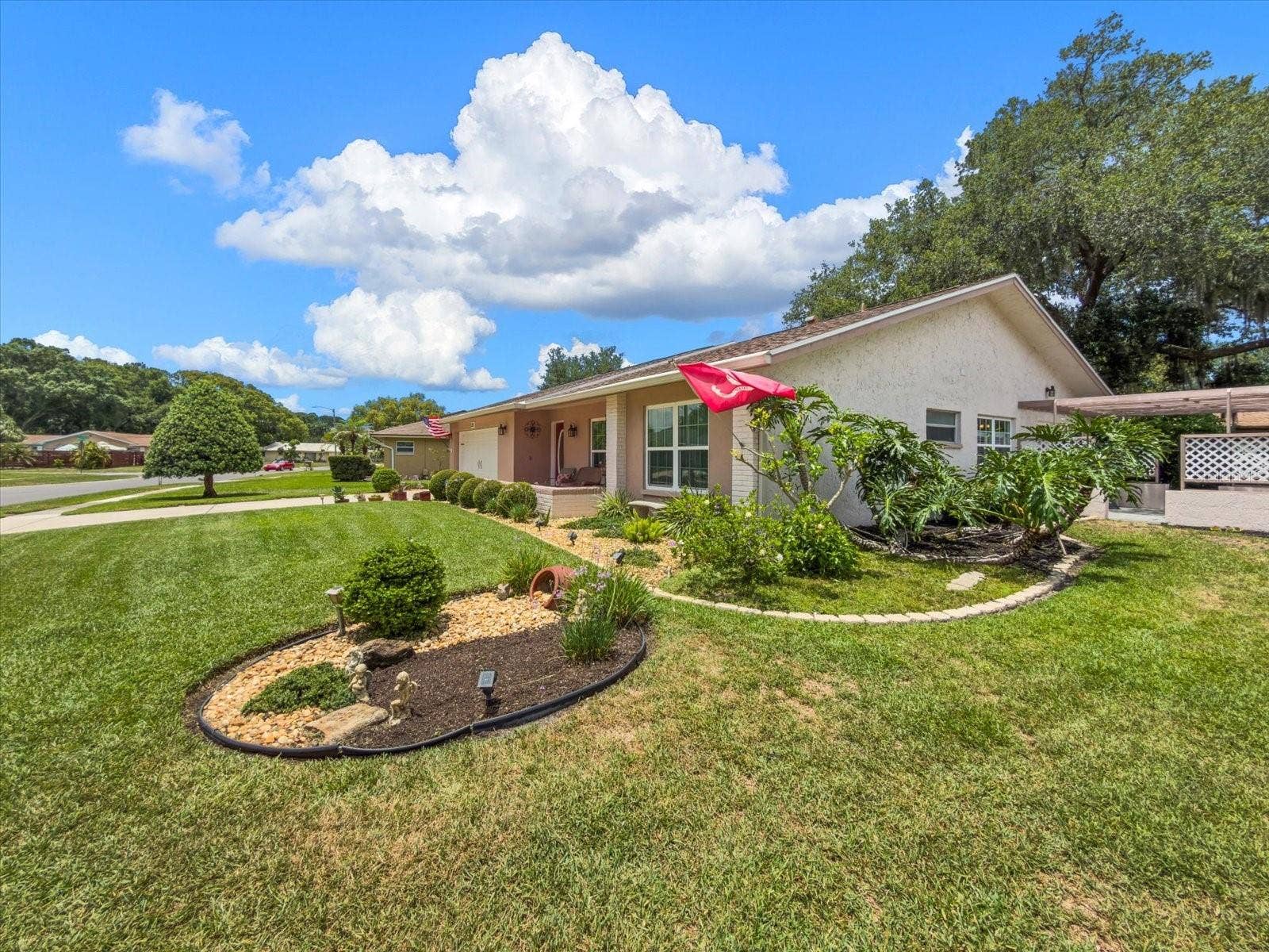 2211 PORTSIDE PASSAGE, Palm Harbor, FL 34685 2211 PORTSIDE PASSAGE, Palm Harbor, FL 34685